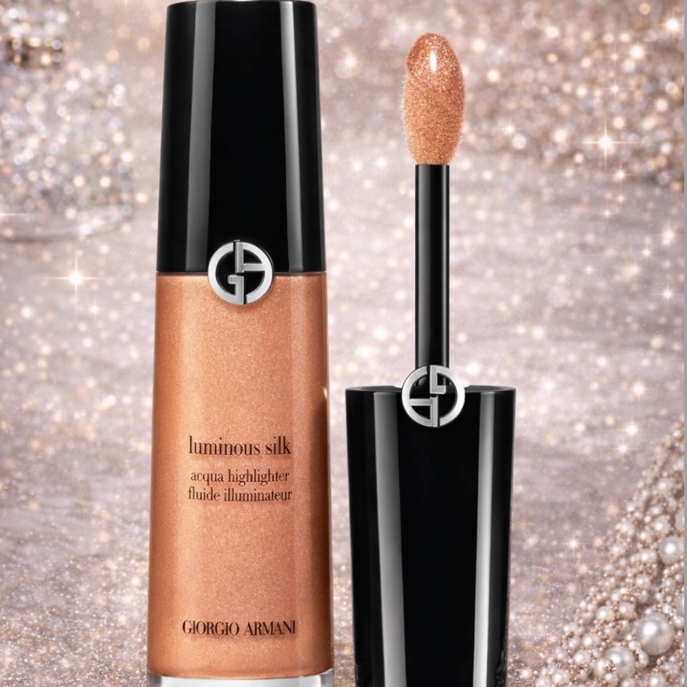NEW Giorgio Armani Beauty Luminous Silk Acqua Highlighter